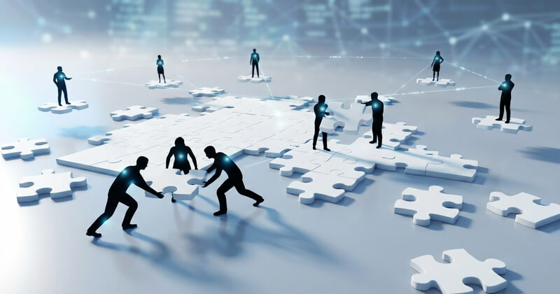 Pluses and Minuses of Crowdtesting